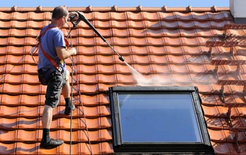 roof cleaning Cwmgiedd, Powys